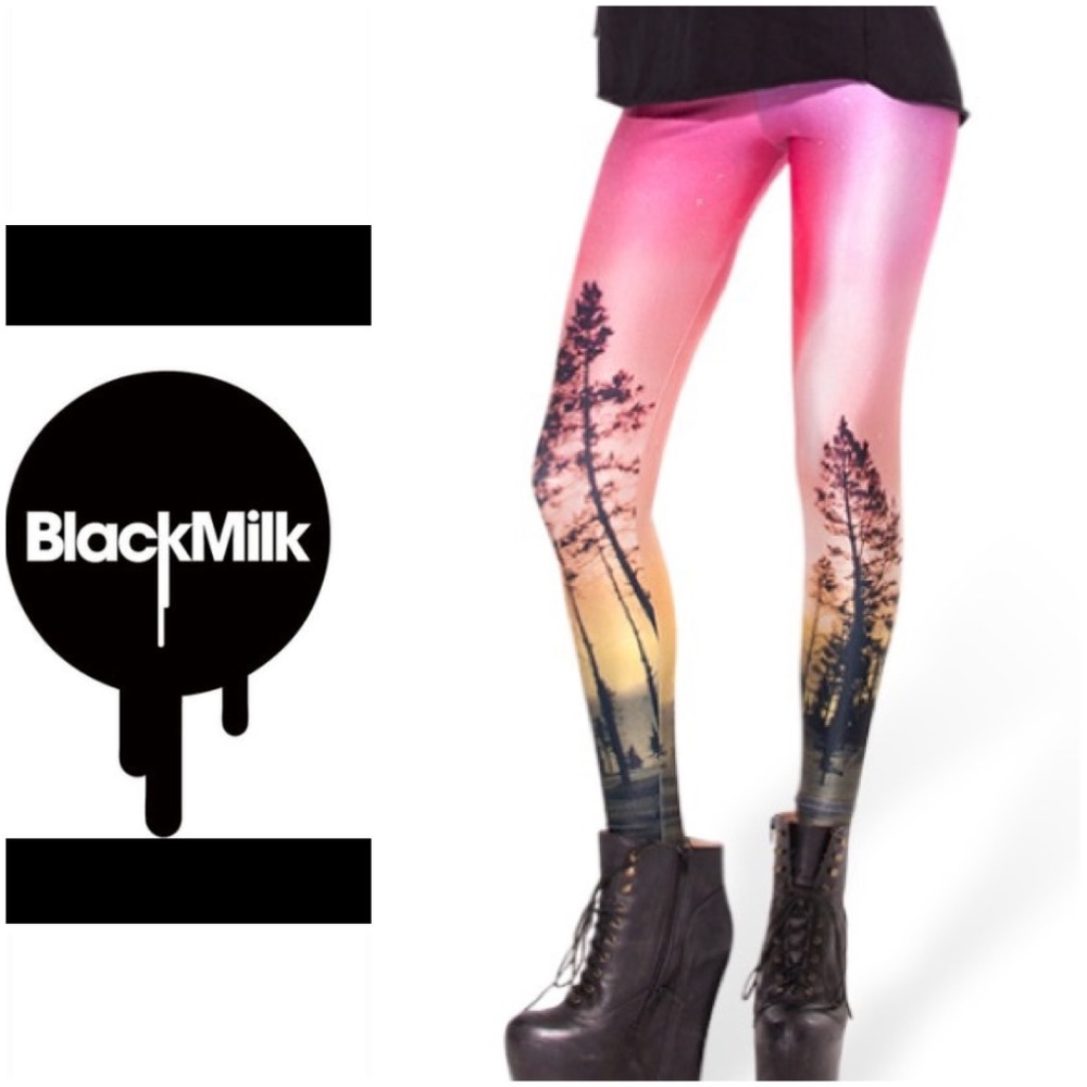 Blackmilk Aurora Sky 🌌 Leggings